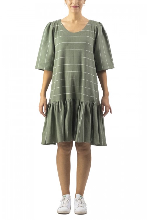 Robe verte à volants
