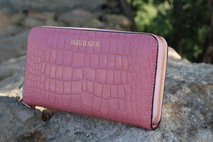 Pink croco