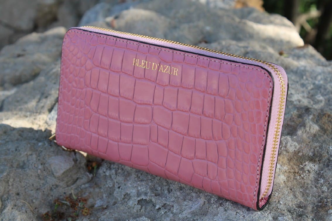 Pink croco