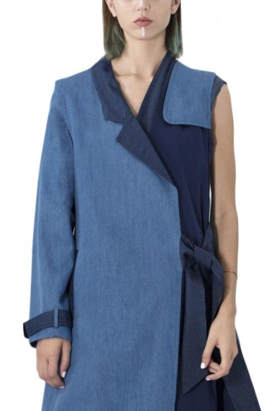 Color blocked trench coat with boro back